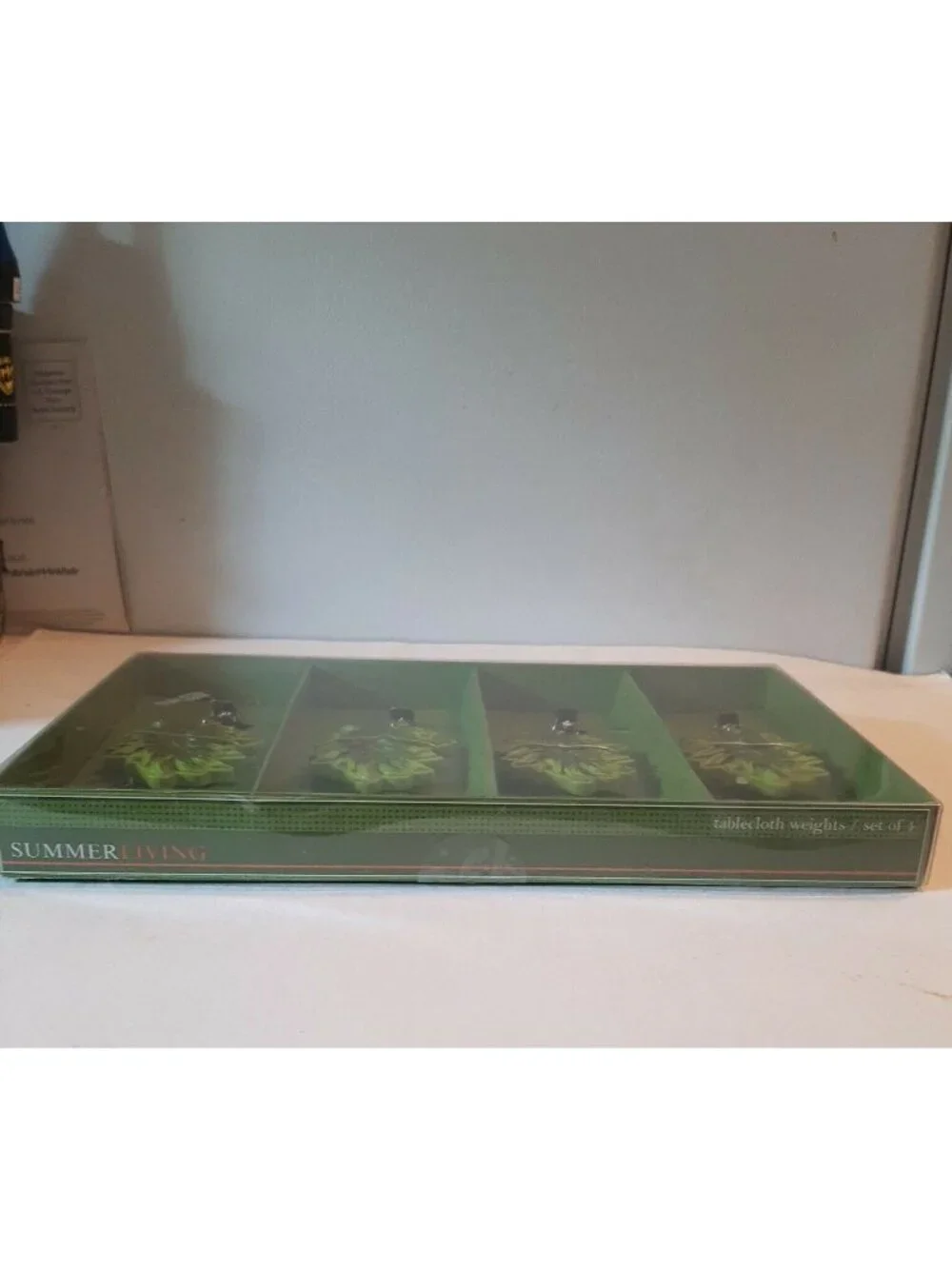 Set of 4 Green Leaf Shaped Tablecloth Weights New Picnic